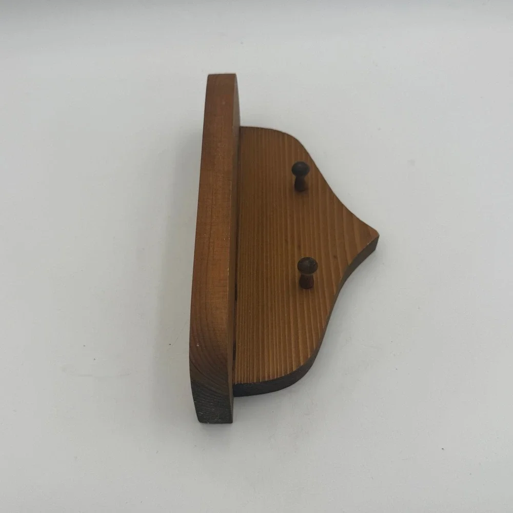 Vintage Rustic Pine Wood Wall Shelf with 2 Peg Hooks Scalloped Small Brown 9in